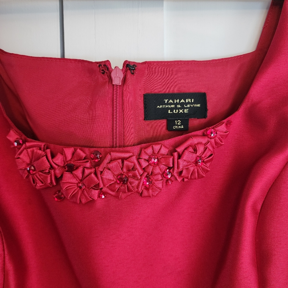 Elegant Red Dress and Jacket Set - Picture 4 of 7